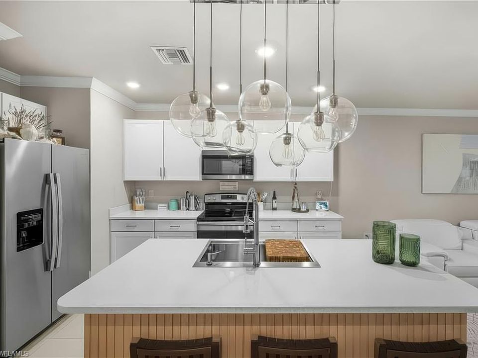 1st image of 15380 Wildflower CIR