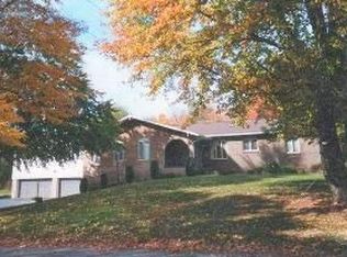 56 Stephan Rd, Kingston, NY 12401