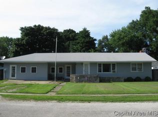 107 E Maple St, Loami, IL 62661