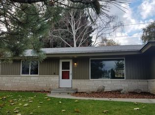 112 N 12th St, Selah, WA 98942