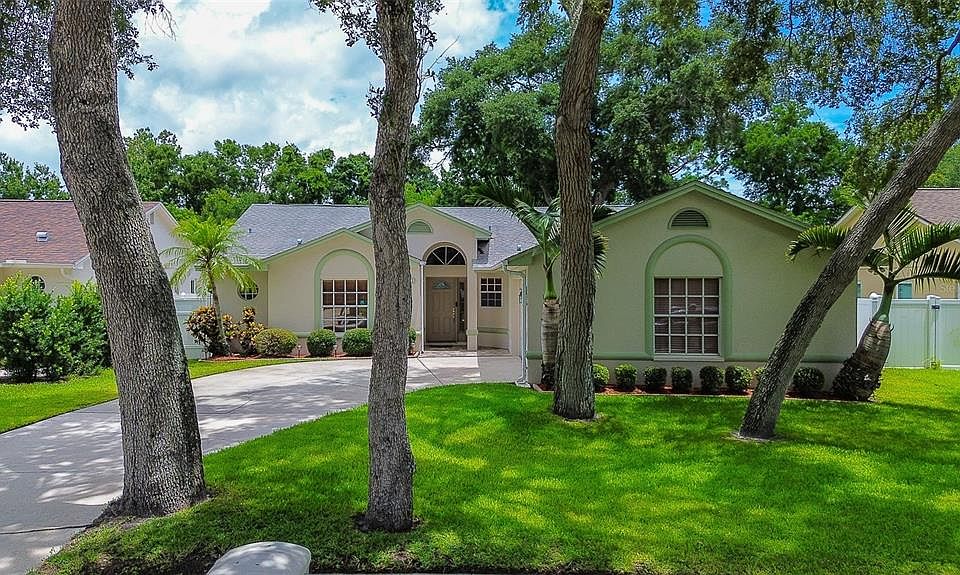 1st image of 2512 Southern Oak Cir