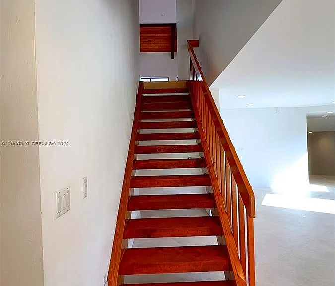 8925 SW 102nd Ter — Photo 18