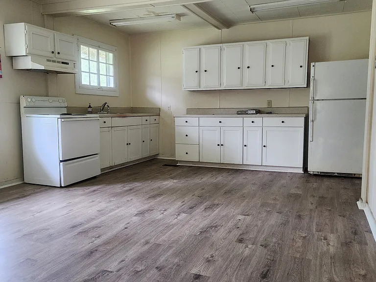 319 Smith Ave #3 — Photo 4