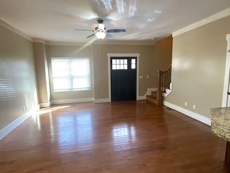 2020 Fletcher Rd NW — Photo 2