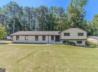 2688 Greenvalley Rd, Snellville, GA 30078