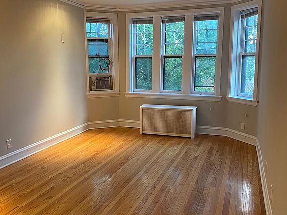 2nd image of 3421 W Hollywood Ave #2