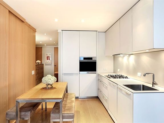 4th image of 230 3rd Ave #5A