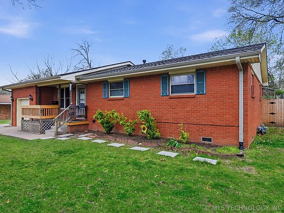 3rd image of 5132 Harvard Dr