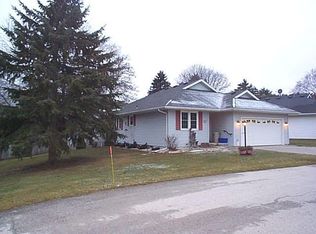 1411 Mahogany Run, Two Rivers, WI 54241
