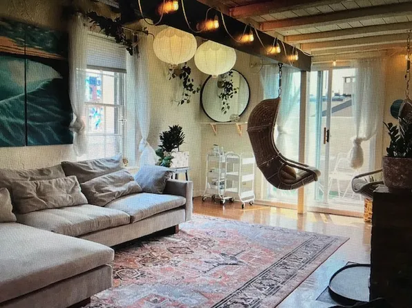 1206 Spruce St #302, Philadelphia, PA 19107