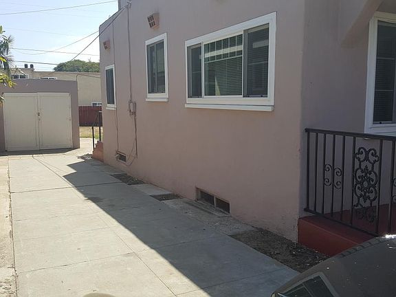 2nd image of 1043 Wilbur Ave