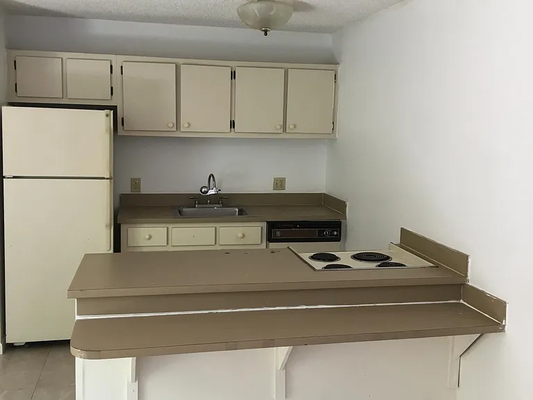 1834 My Place Ln — Photo 2