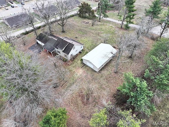5th image of 700 Feltz St