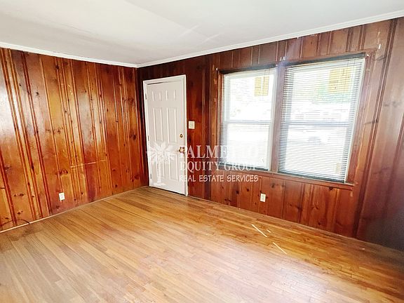 3rd image of 2304 Kersey St