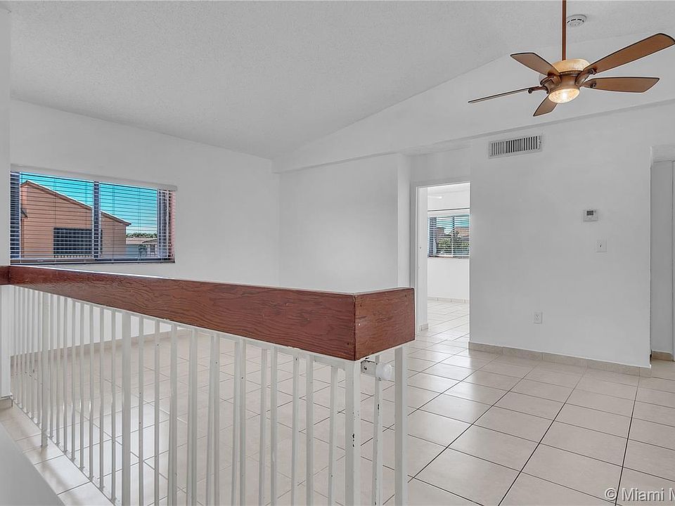 Lago Grande Condominiums Hialeah, FL Zillow