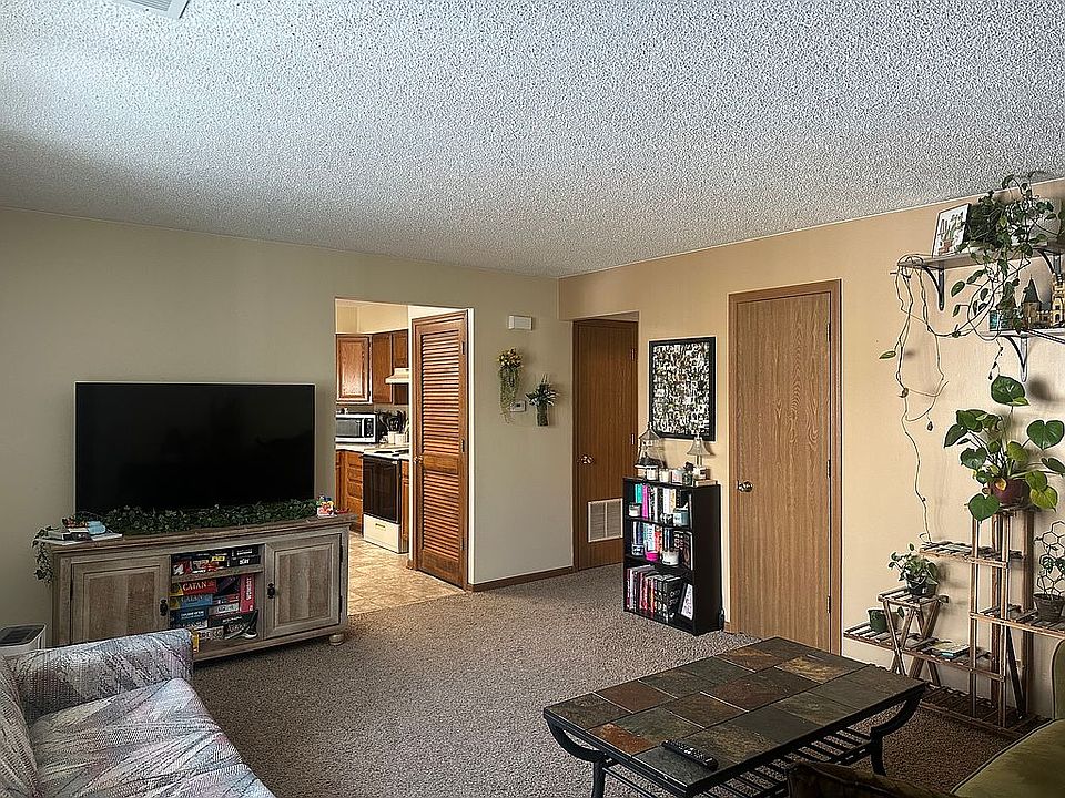 1st image of 4617 Madison Ave