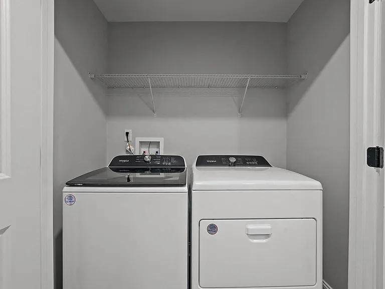 Laundry Closet with Full Size Washer/Dryer Included