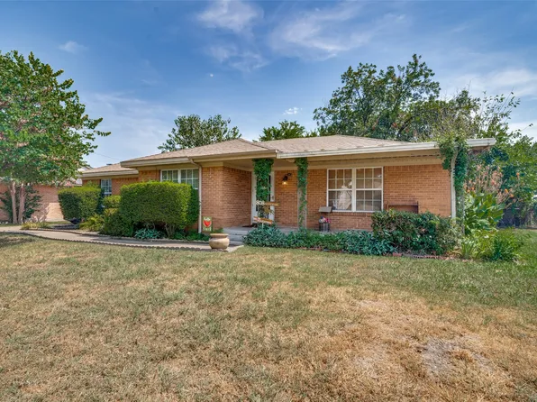 808 Branch Dr, Garland, TX 75041