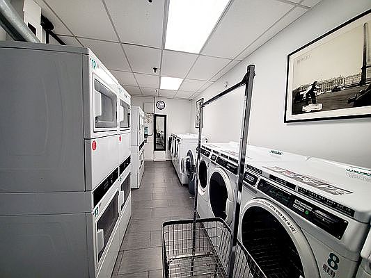 1st image of 319 E 108th St #1G