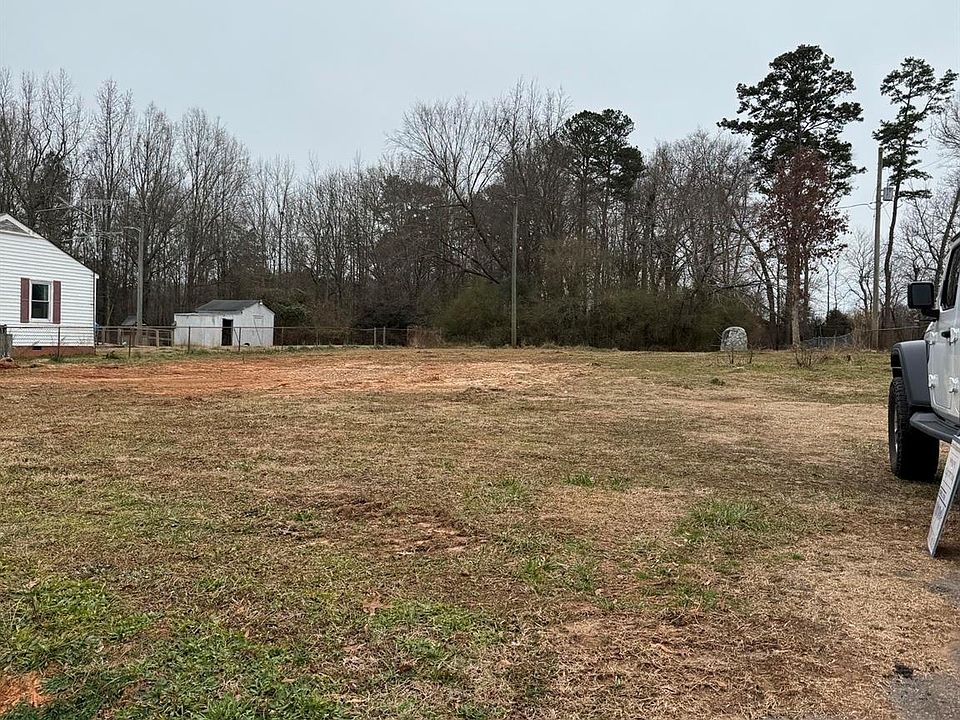 2nd image of 1376 Hopewell Rd