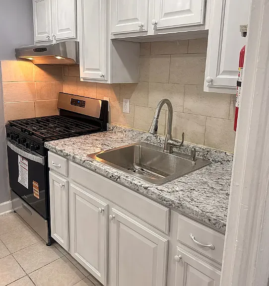 811 Garden St #1 — Photo 6