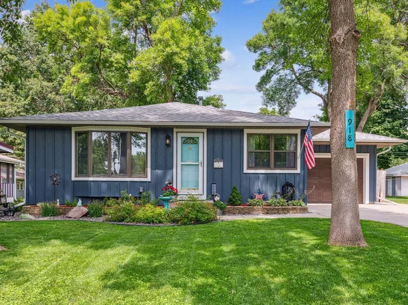 918 6th St W, Hastings, MN 55033