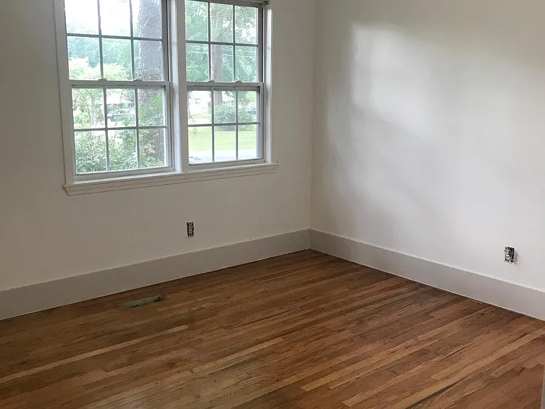1248 Morgan St — Photo 5