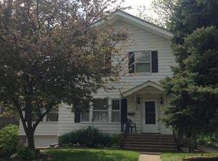 2651 Middle Rd, Davenport, IA 52803