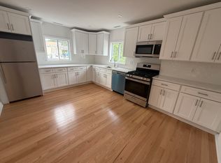 604 5th Ave #1, Pelham, NY 10803