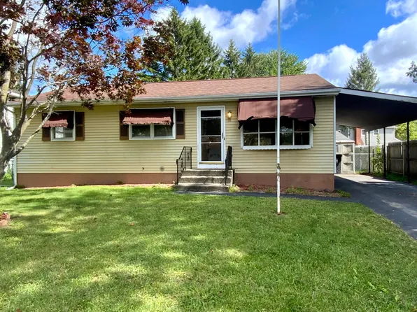 28 Donegal Avenue, Troy, NY 12180