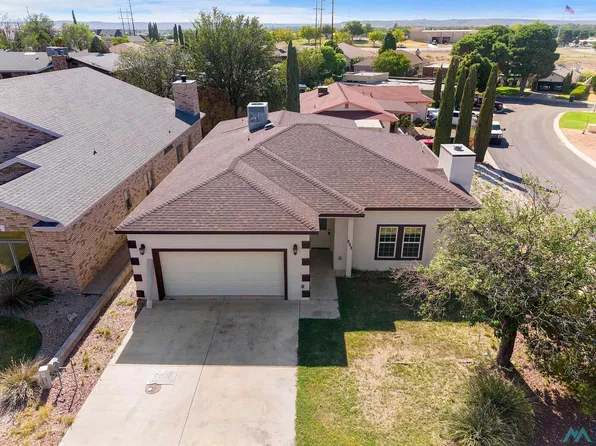 611 Riviera Ct, Carlsbad, NM 88220