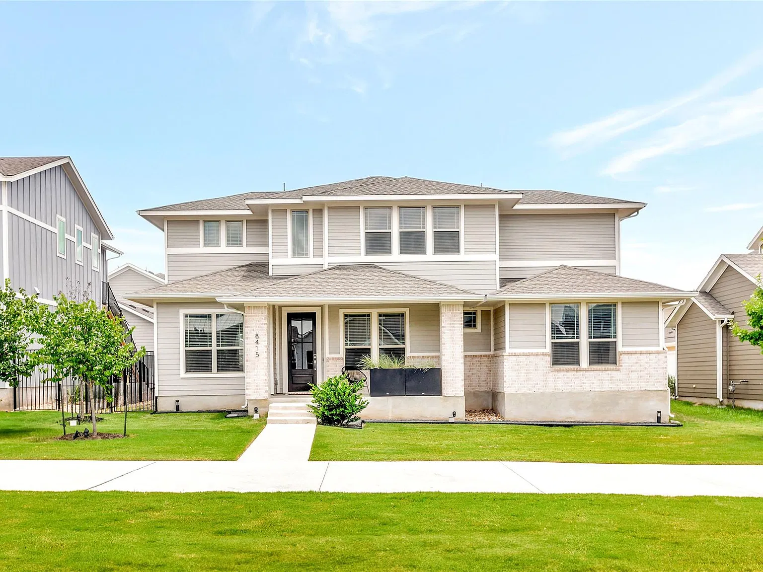 3 bed, 2.5 bath, 2018 sqft, $2,850 — Photo 1