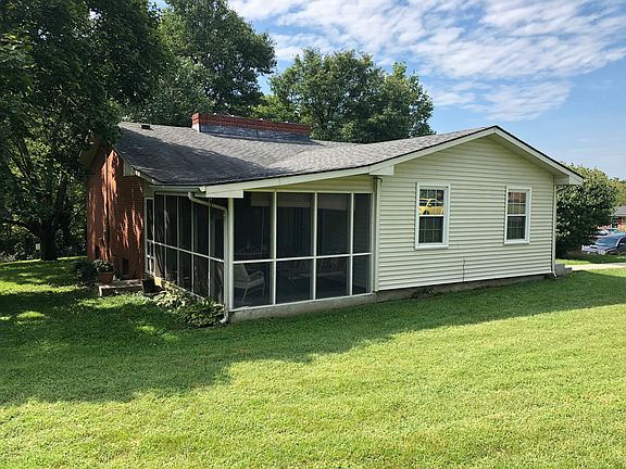5th image of 3058 Lynnwood Dr