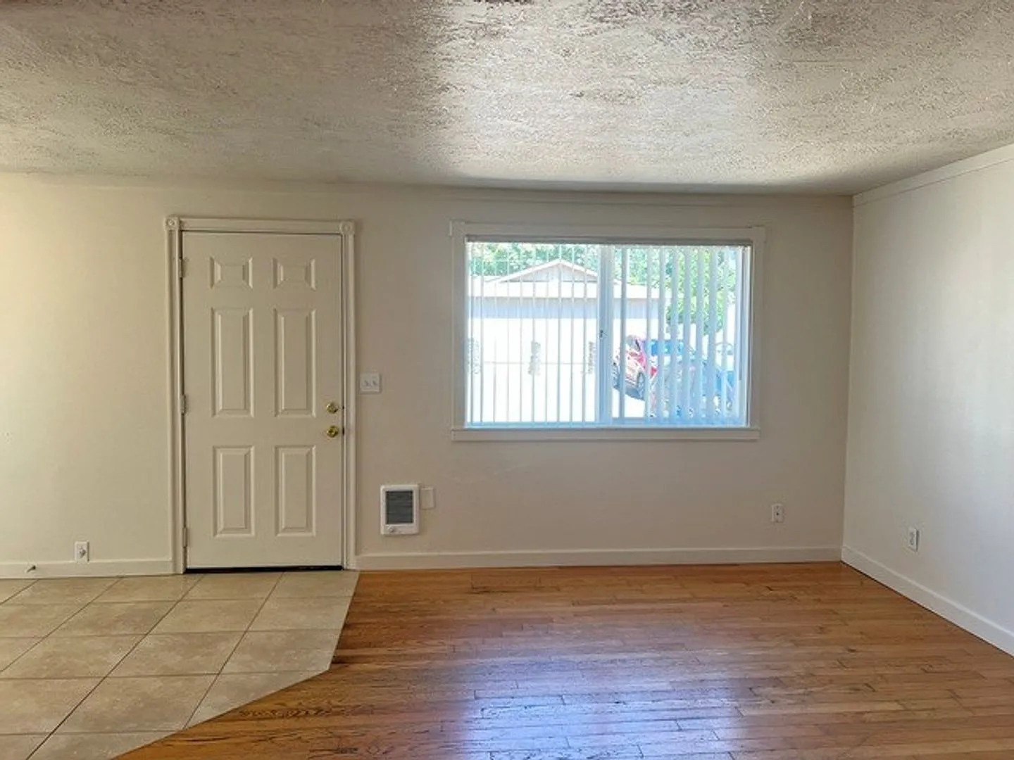 2Bd/1Ba Single Story Condo - Available Now! — Photo 4