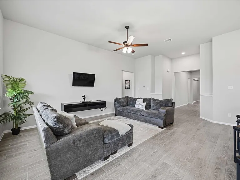 2808 Bisbee Rd — Photo 28