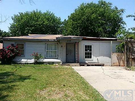 1st image of 2209 Aggie Dr