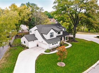 4300 W 64th St, Prairie Village, KS 66208