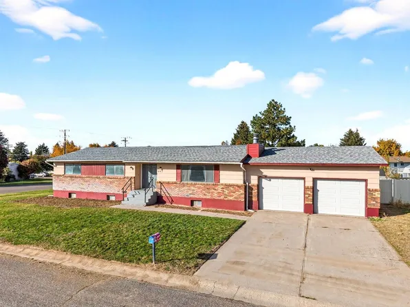 803 Eisenhower St, American Falls, ID 83211