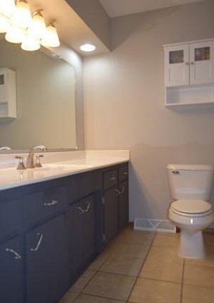 3rd image of 5695 W Silverleaf Ln