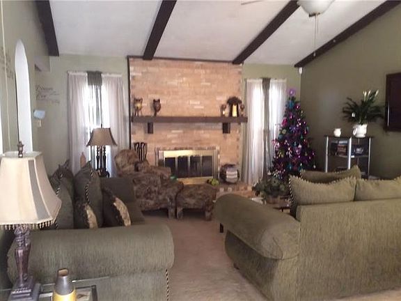 2nd image of 4913 Collingwood Dr
