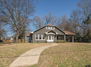 511 E 3rd St, Mount Pleasant, TX 75455