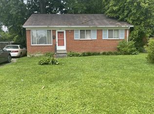 3216 Wellingmoor Ave, Louisville, KY 40218