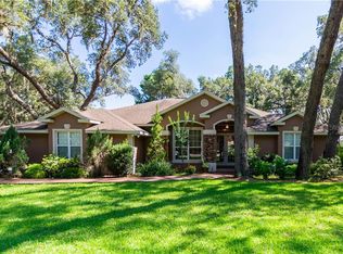16591 SE 57th Pl, Ocklawaha, FL 32179