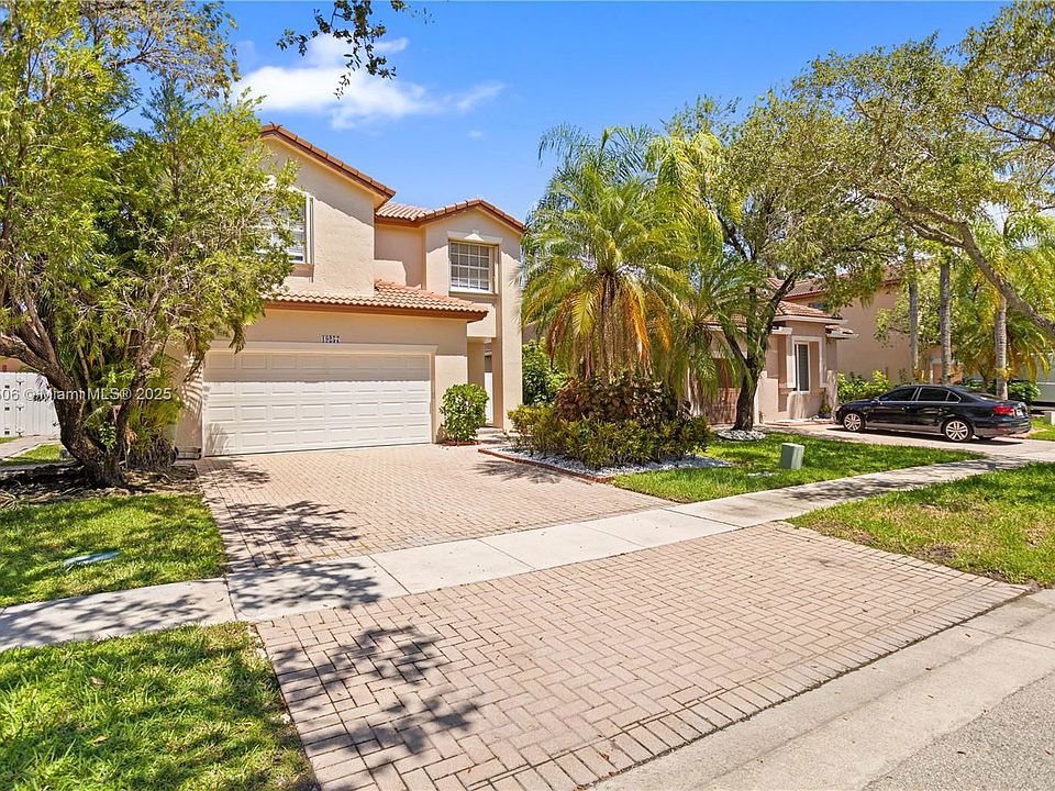 1st image of 19257 NW 13th St