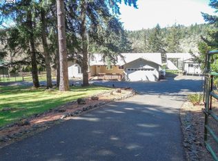 1443 San Souci Dr, Roseburg, OR 97471