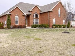 680 Starpoint Dr, Gallatin, TN 37066