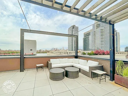 Rented by MySpaceNYC | media 27