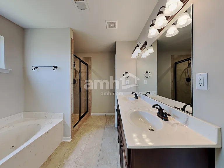 3230 Magnolia Bloom Dr — Photo 10