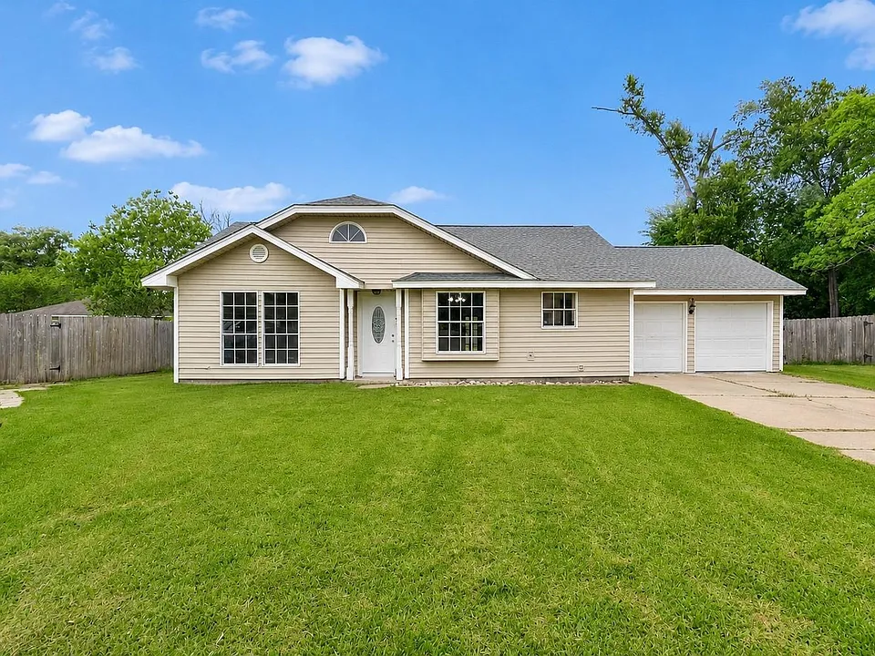 17547 Monsoon Ct
