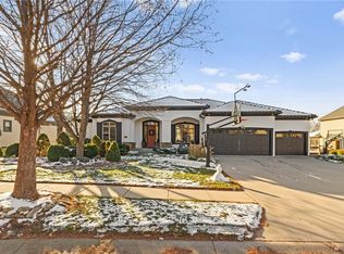 2421 NE Lake Breeze Dr, Lees Summit, MO 64086